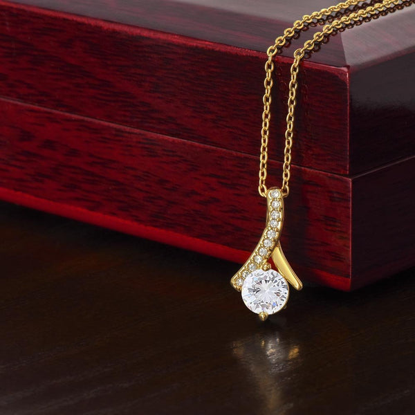 To My Amazing Sister - Alluring Beauty Necklace - HEARTEN