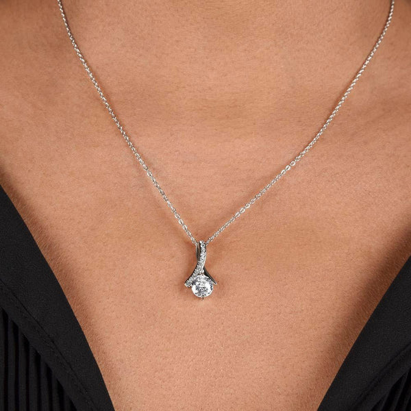 Alluring Beauty Necklace (Yellow & White Gold Variants) - HEARTEN