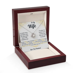 Necklace with a sentimental card in a wooden box