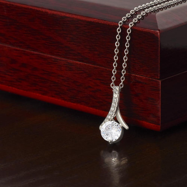 To My Amazing Sister - Alluring Beauty Necklace - HEARTEN