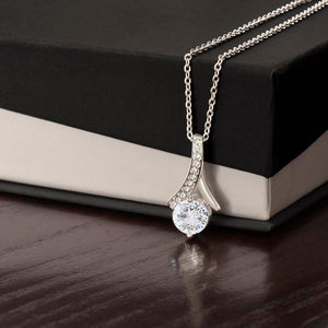 To My Amazing Sister - Alluring Beauty Necklace - HEARTEN