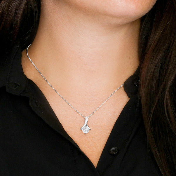Alluring Beauty Necklace (Yellow & White Gold Variants) - HEARTEN