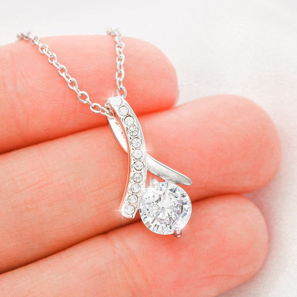 Alluring Beauty Necklace (Yellow & White Gold Variants) - HEARTEN