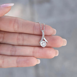 Alluring Beauty Necklace (Yellow & White Gold Variants) - HEARTEN